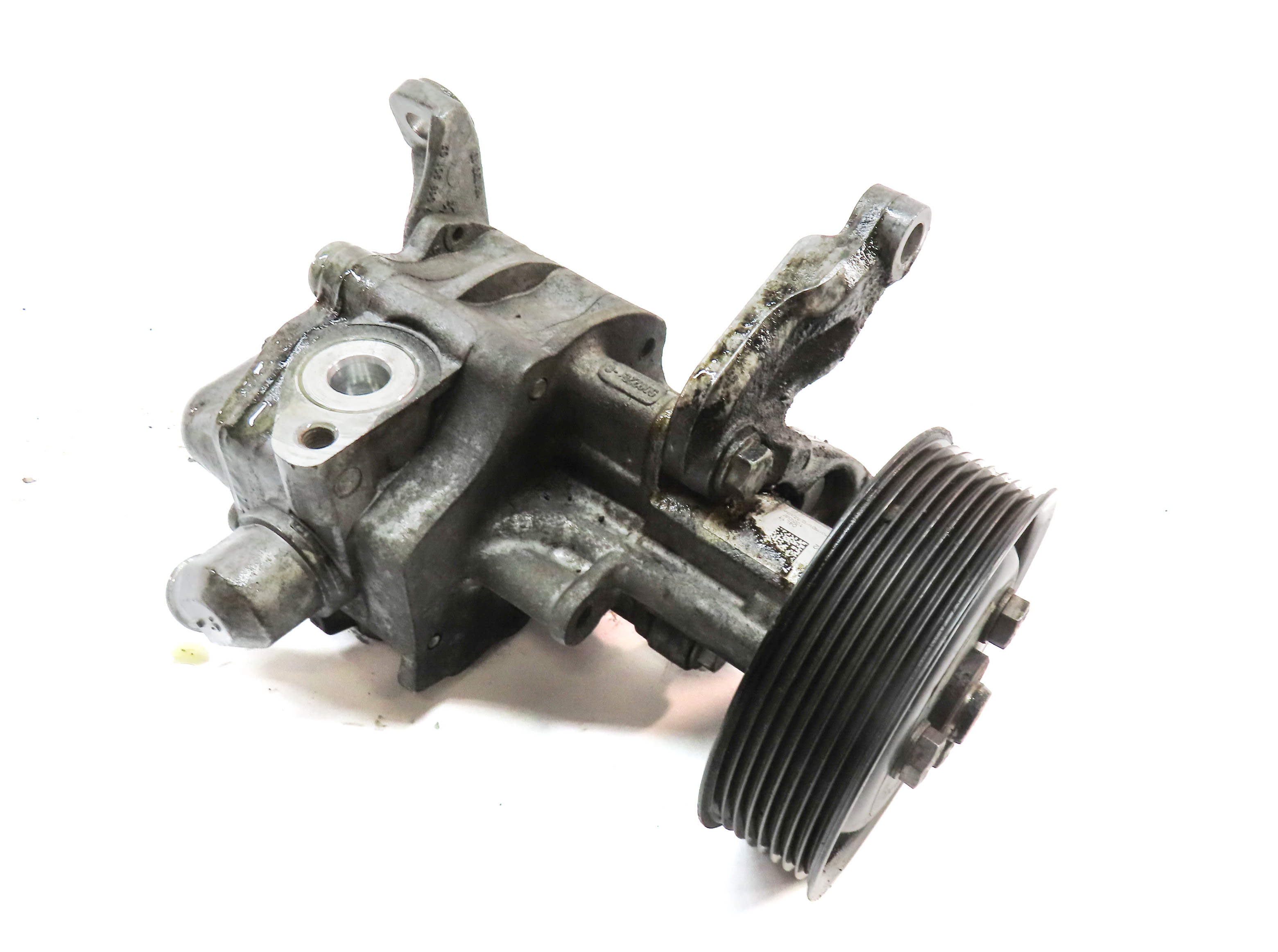 11-14 BMW X5 X6 (E70 E71) 3.0L N55 TURBO ENGINE POWER STEERING PUMP w/ PULLEY — exact item pictured